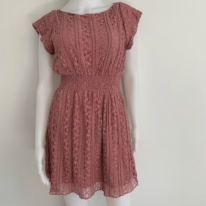 Lace dusty pink dress
